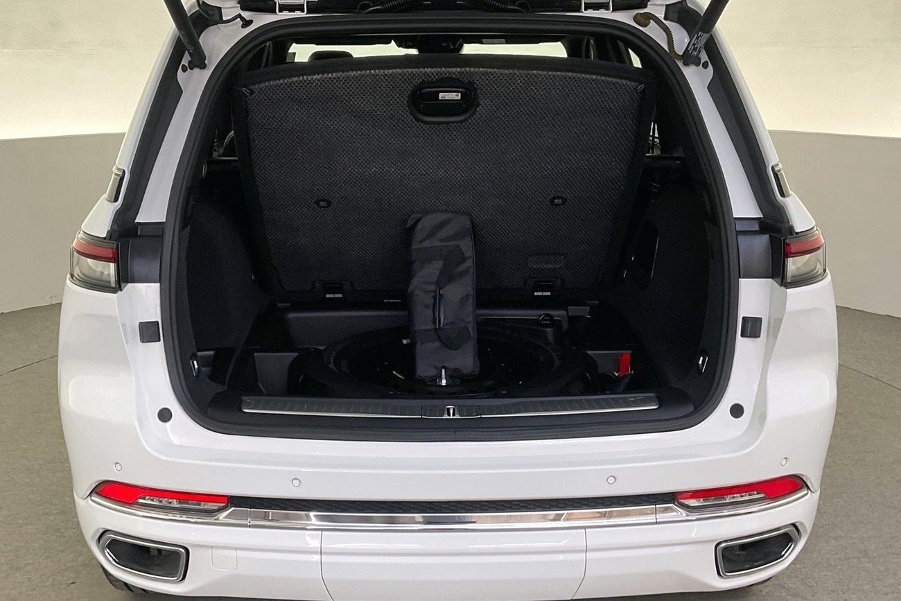 جيب جراند شيروكي Overland | شامل الضمان | 0 ﺪﻔﻋﺓ ﺃﻮﻟﻯ