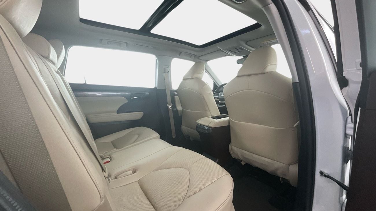 تويوتا هايلاندر VXR | شامل الضمان | 0 ﺪﻔﻋﺓ ﺃﻮﻟﻯ