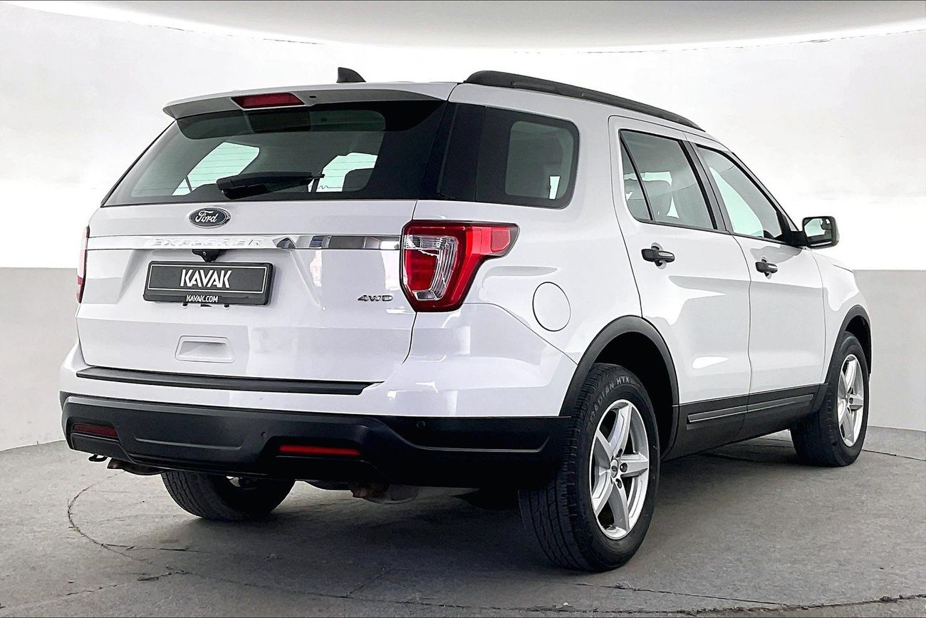 Ford Explorer XL / Standard | National Day Celebration | Guaranteed Warranty | 0 Down Payment