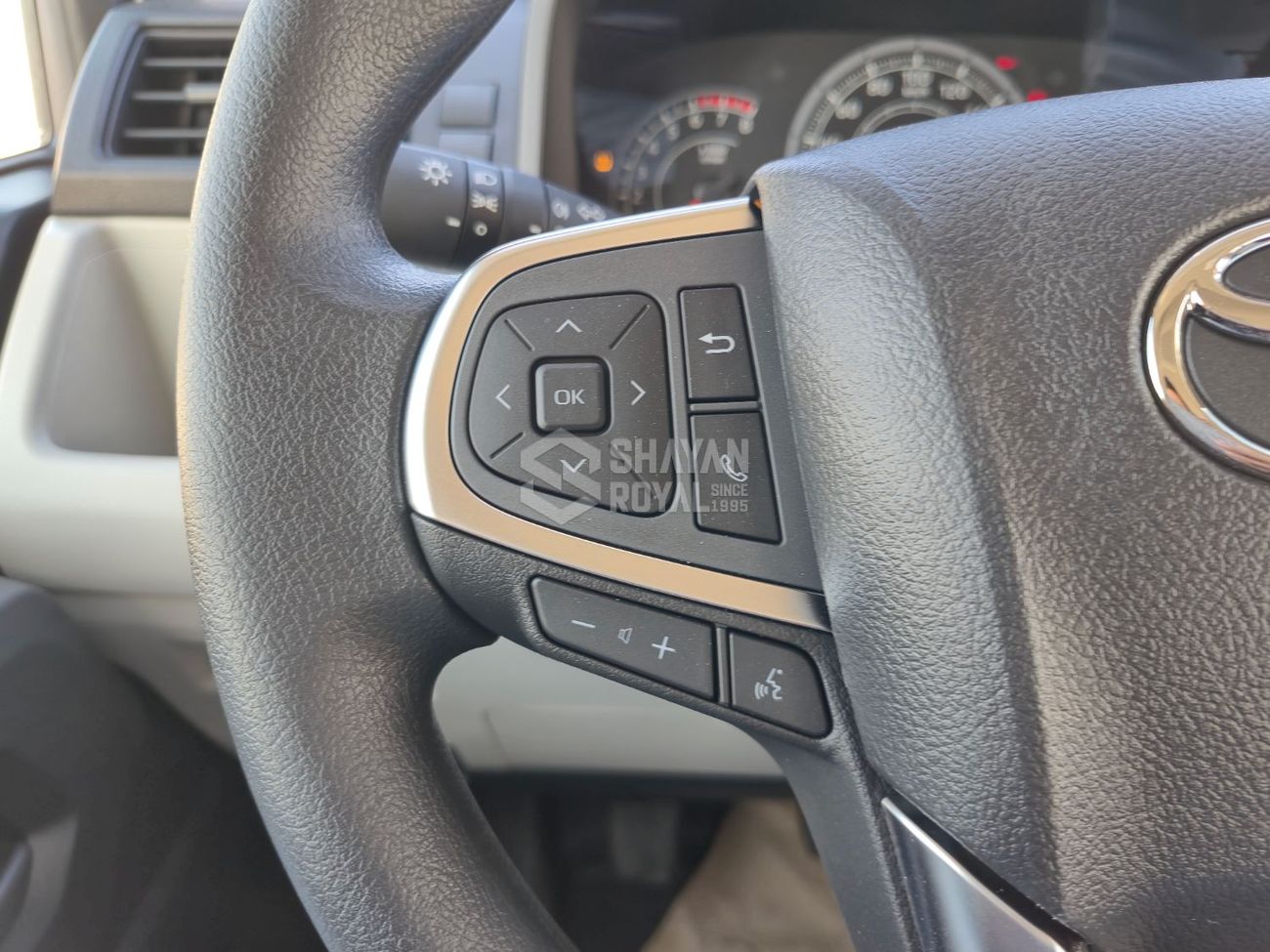 تويوتا هاياس 3.5L PETROL V6 DX MT 13-SEATS RWD 2026MY