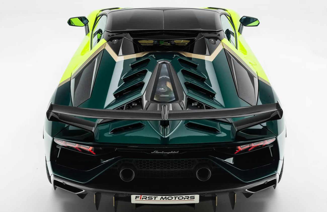 Lamborghini Aventador 6.5L V12 Naturally Aspirated Engine