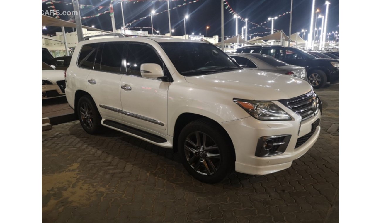 Lexus LX570