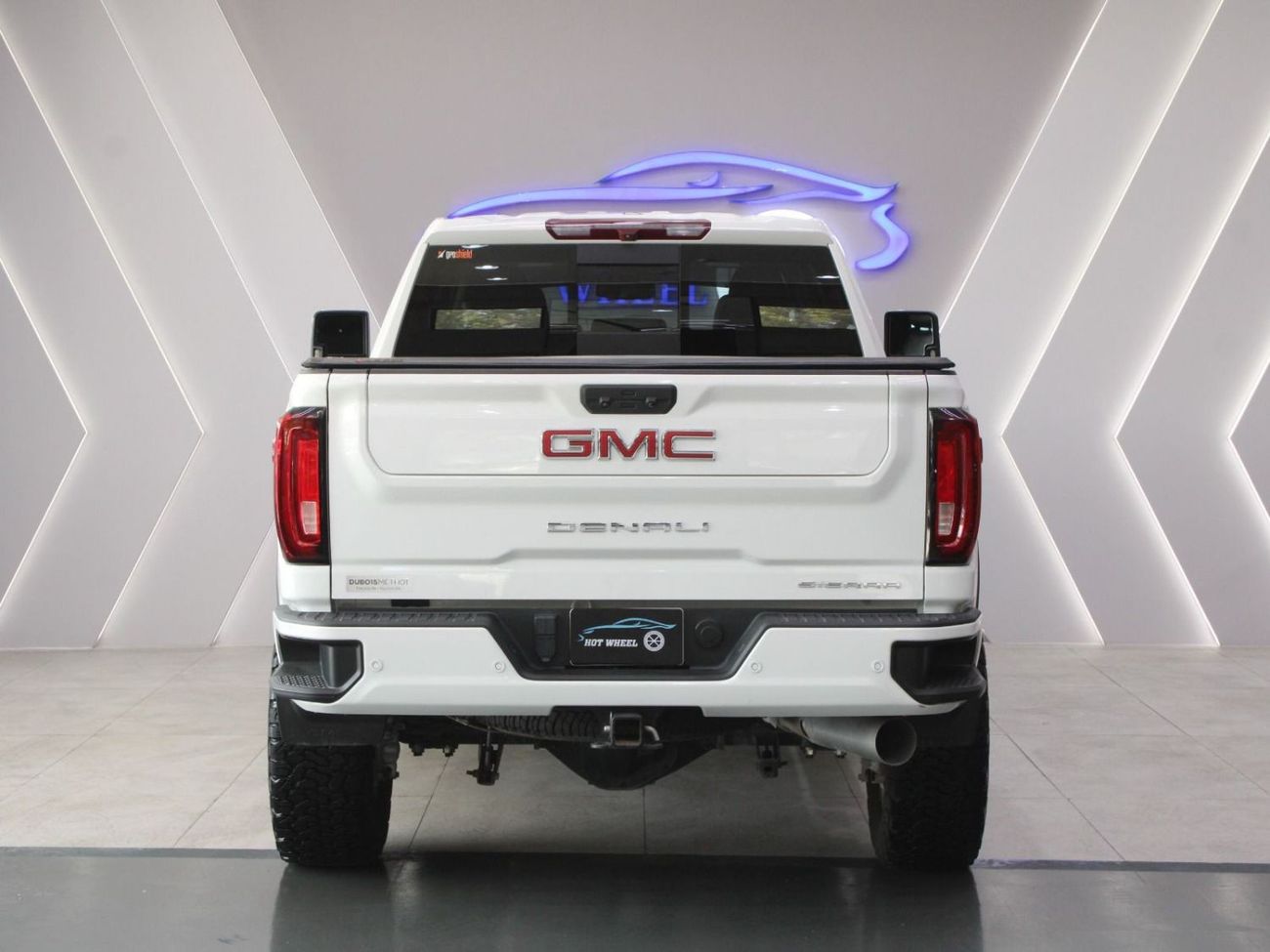 جي أم سي سييرا دينالي