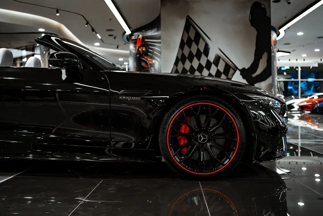 مرسيدس بنز SL 55 AMG SL 55 AMG 4Matic Plus - GCC Specs