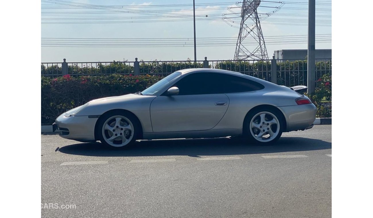 Porsche Carrera GT 4s