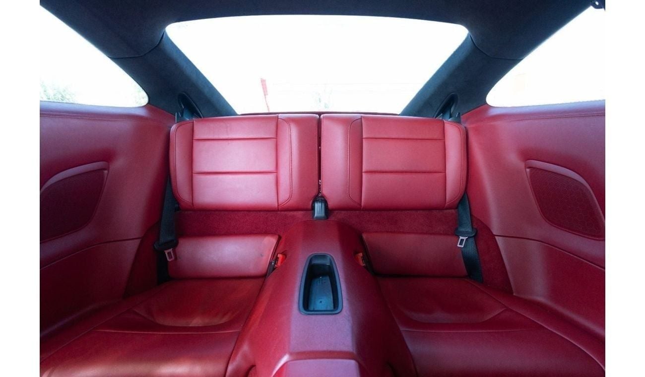 بورش 911 Carrera 4S 3.8L Coupe Porsche 911 Carrera 4S 2015 GCC with Flexible Down-Payment.