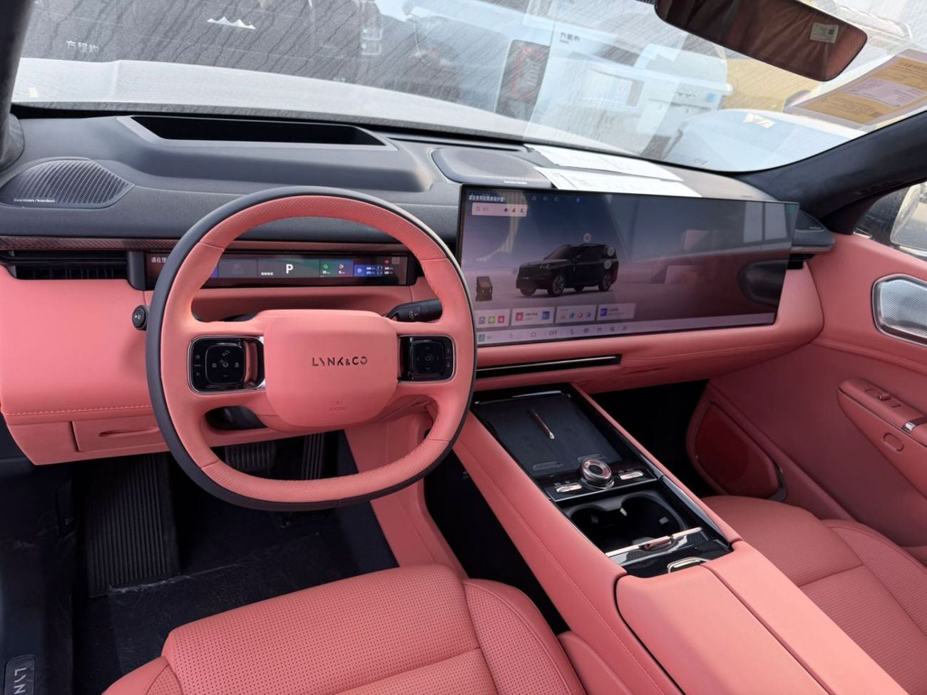 Lynk & Co 900 ULTRA FLAGSHIP FOR LOCAL