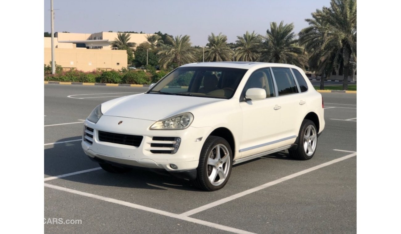 Porsche Cayenne Model 2009 GCC CAR PERFECT CONDITION FULL OPTION SUN ROOF LEATHER SEATS