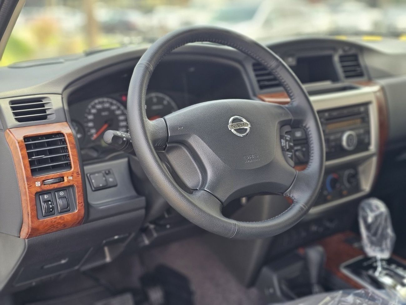 Nissan Patrol Safari Safari 4.8L M/T