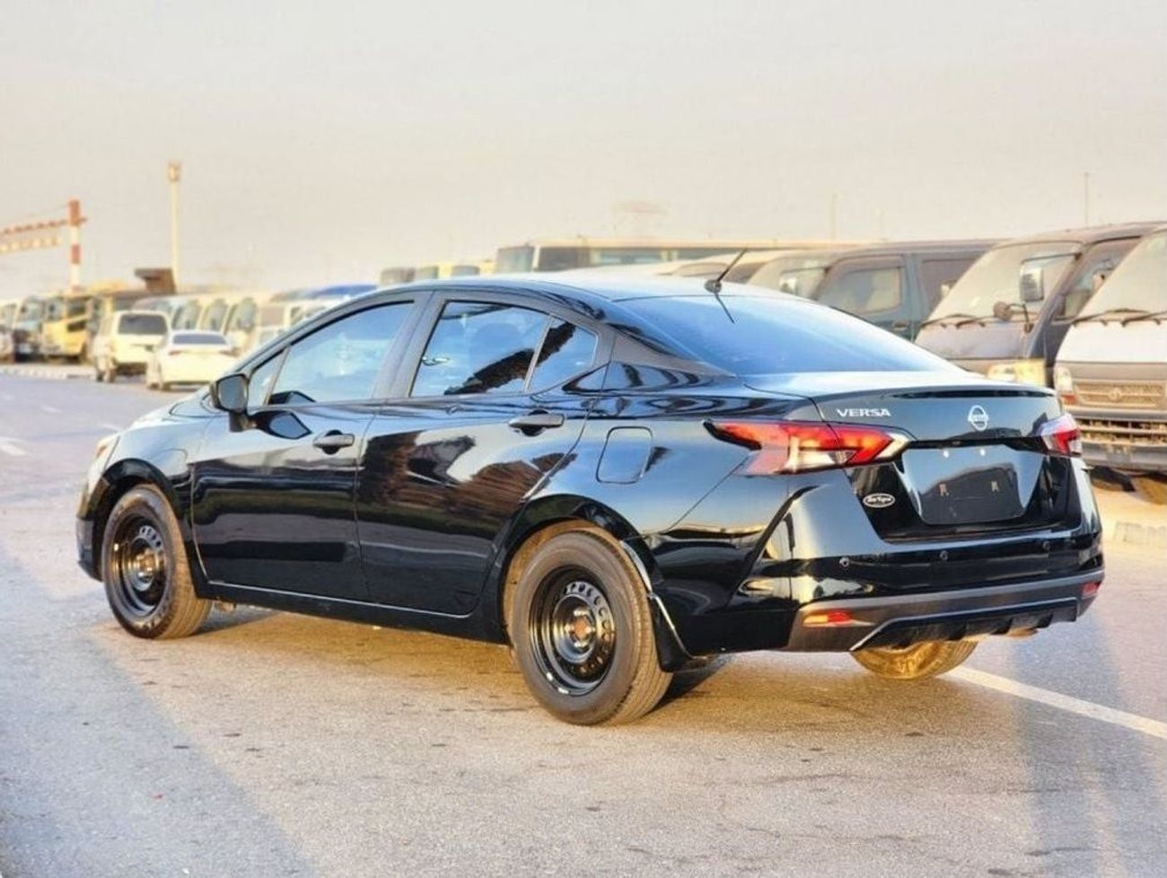 Nissan Versa Nissan Versa 2020