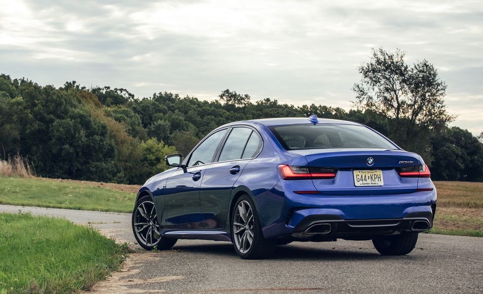 BMW 328i exterior - Rear Right Angled