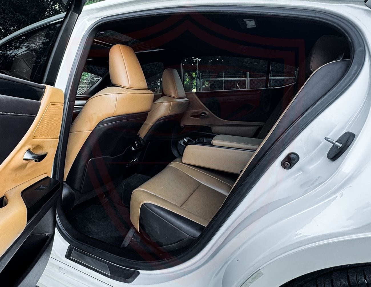 Lexus ES350 Premier 3.5L FWD Lexus ES350 | 3.5 L | 2020 | GCC | Full Option | Orginal Paint |  In Excellent Cond