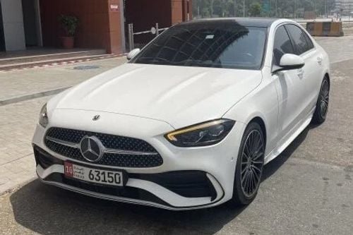 Mercedes-Benz C 200 premium package with 5 years gargash  warranty and service contract till 105k or feb 28