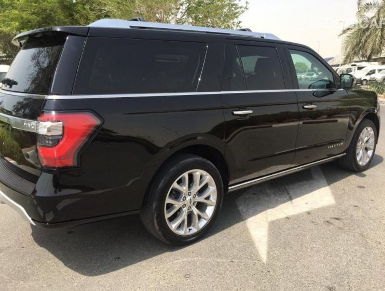 Ford Expedition Ford Expedition Platinum Max / 7 Seater