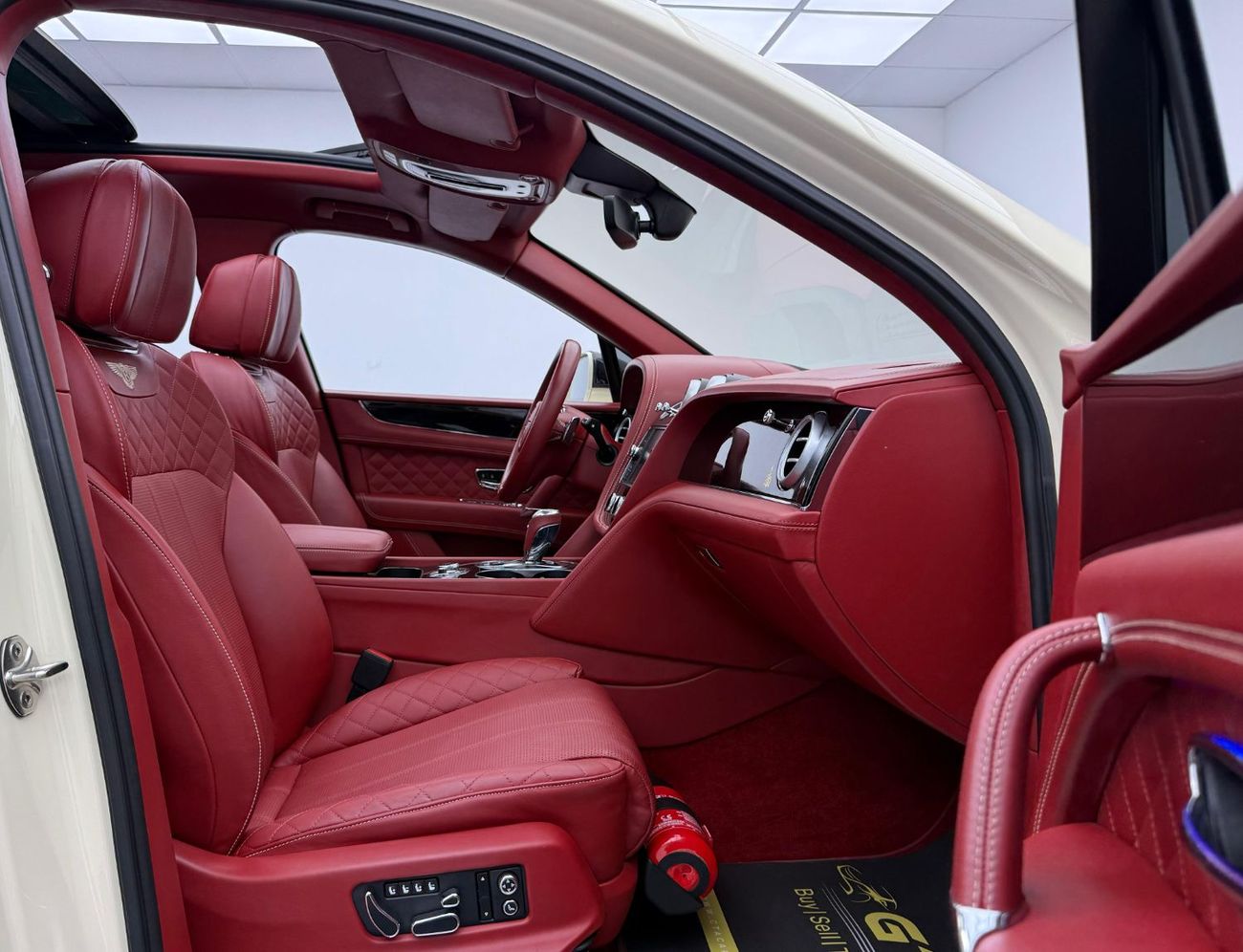 Bentley Bentayga 2020 Bentley Bentayga W12, Warranty, Full Bentley Service History, Excellent Condition, GCC