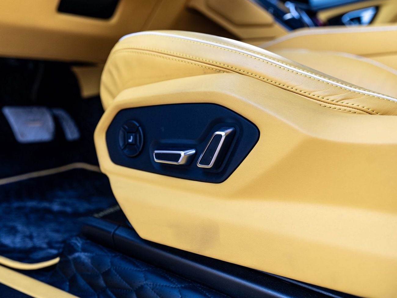 Lamborghini Urus MANSORY