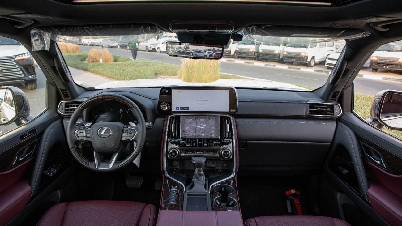 Lexus LX 600 TURBO SPORT ML/2025/SUV/ Export only.