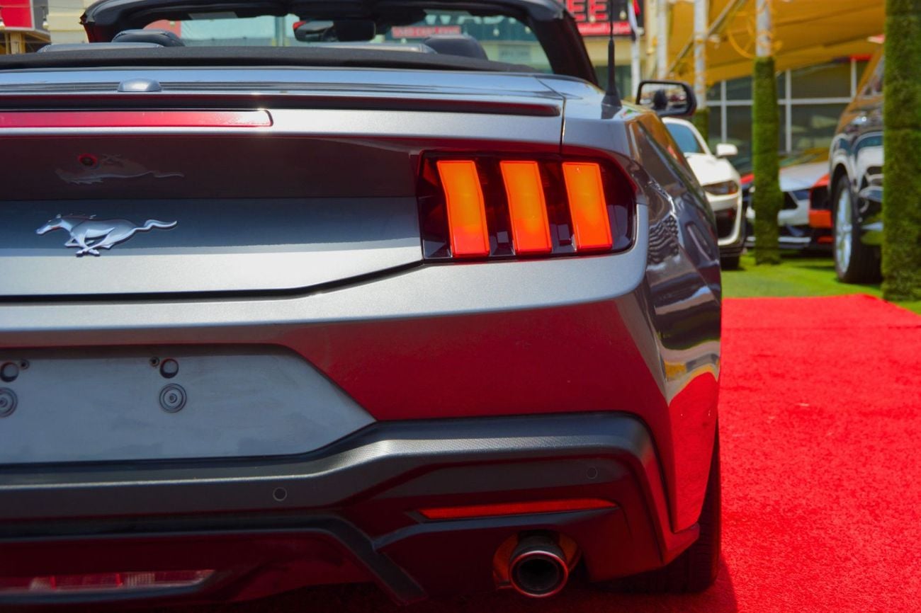 Ford Mustang STD