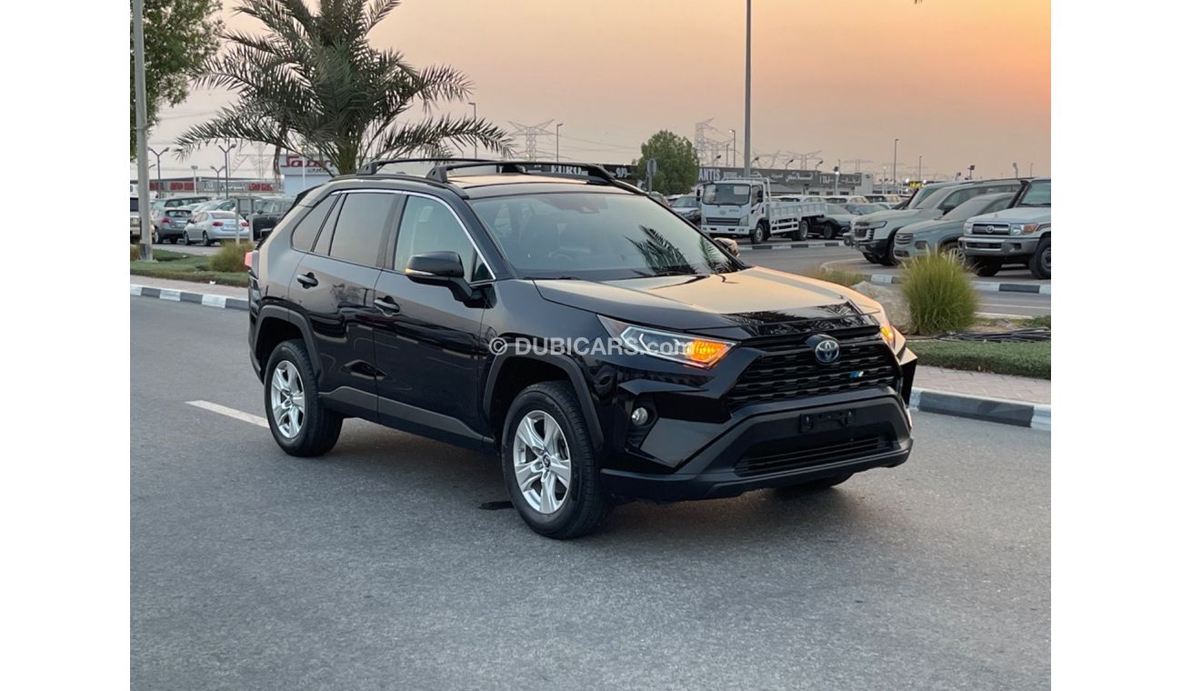 Toyota RAV4 2019 TOYOTA RAV4 XLE HYBRID 4x4 FULL OPTIONS IMPORTED FROM USA