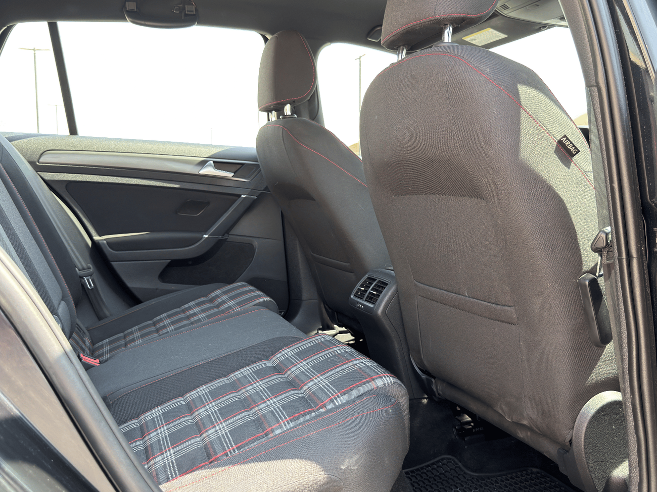 Volkswagen Golf GTI Sport 2.0T