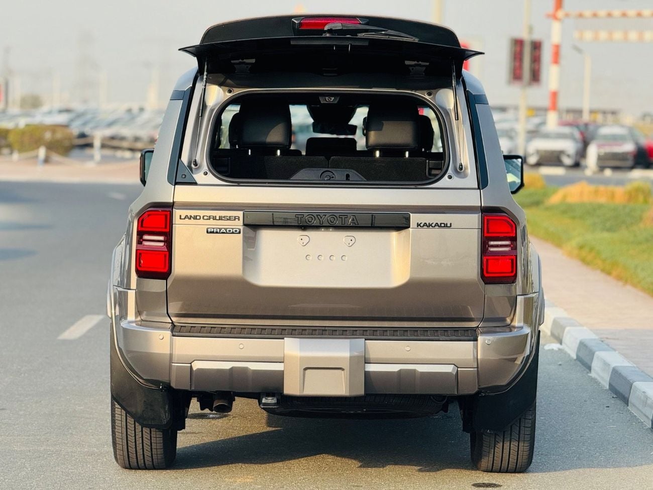 تويوتا برادو VXR Kakadu