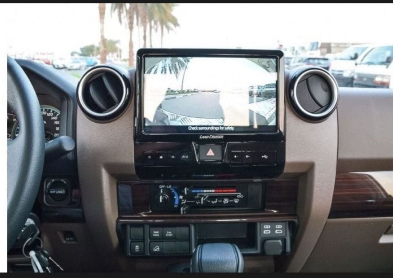 تويوتا لاند كروزر بيك آب 2.8L DIESEL SINGLE CAB, 4WD, AUTOMATIC, FULL OPTION, 2024