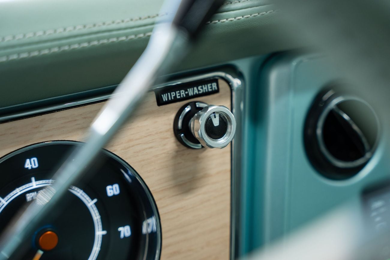 شيفروليه بليزر K5 Velocity Restorations LT1 10 Speed Pro Touring Restomod