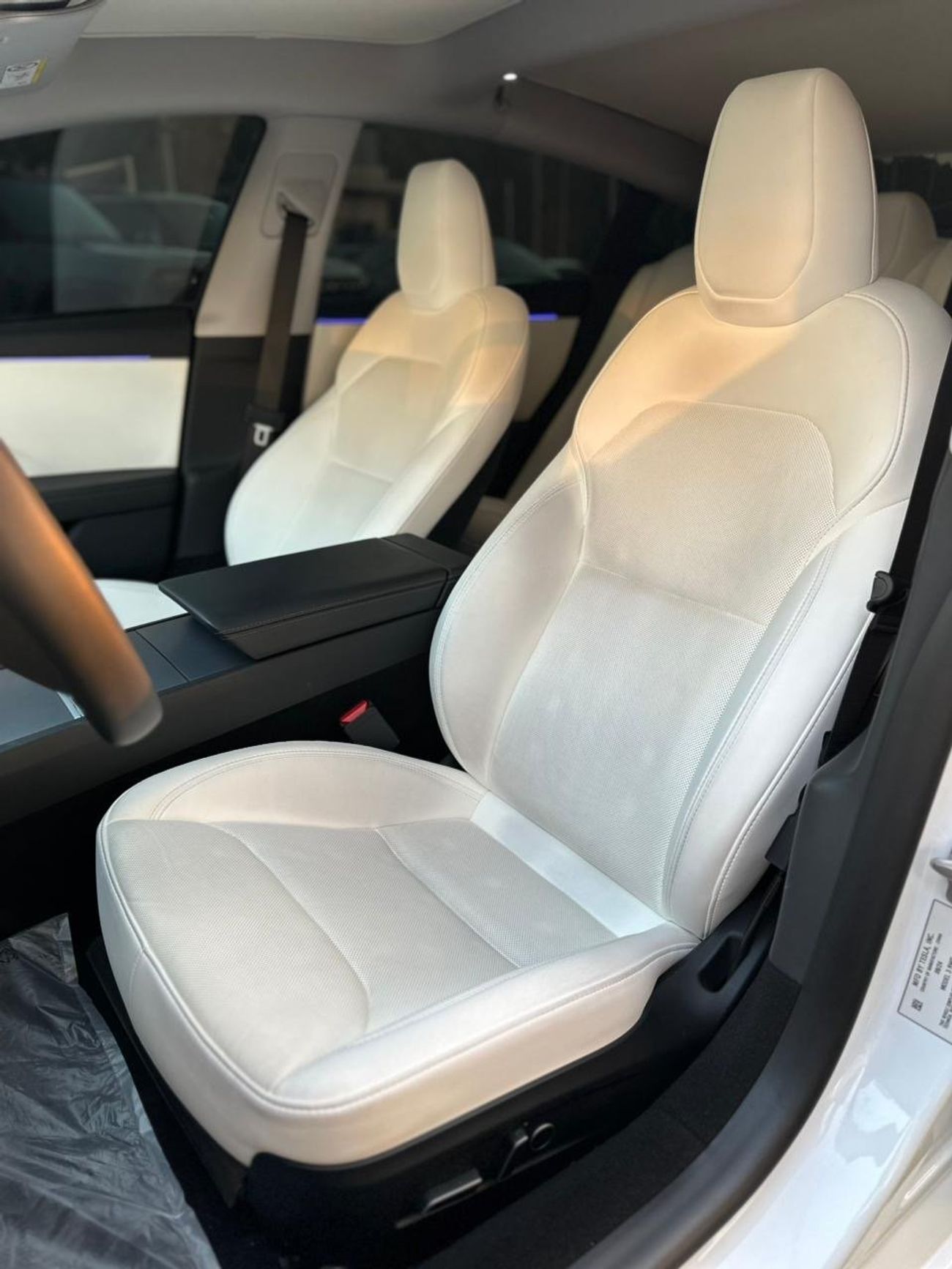 تسلا موديل 3 Rear-Wheel Drive