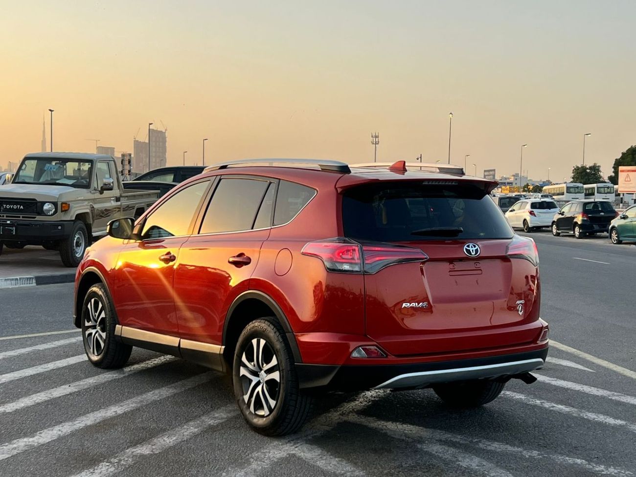 Toyota RAV4 2016 Toyota RAV4 - Midoption 2.5L V4 - Rear Camera - Leather Seat - AWD 4x4