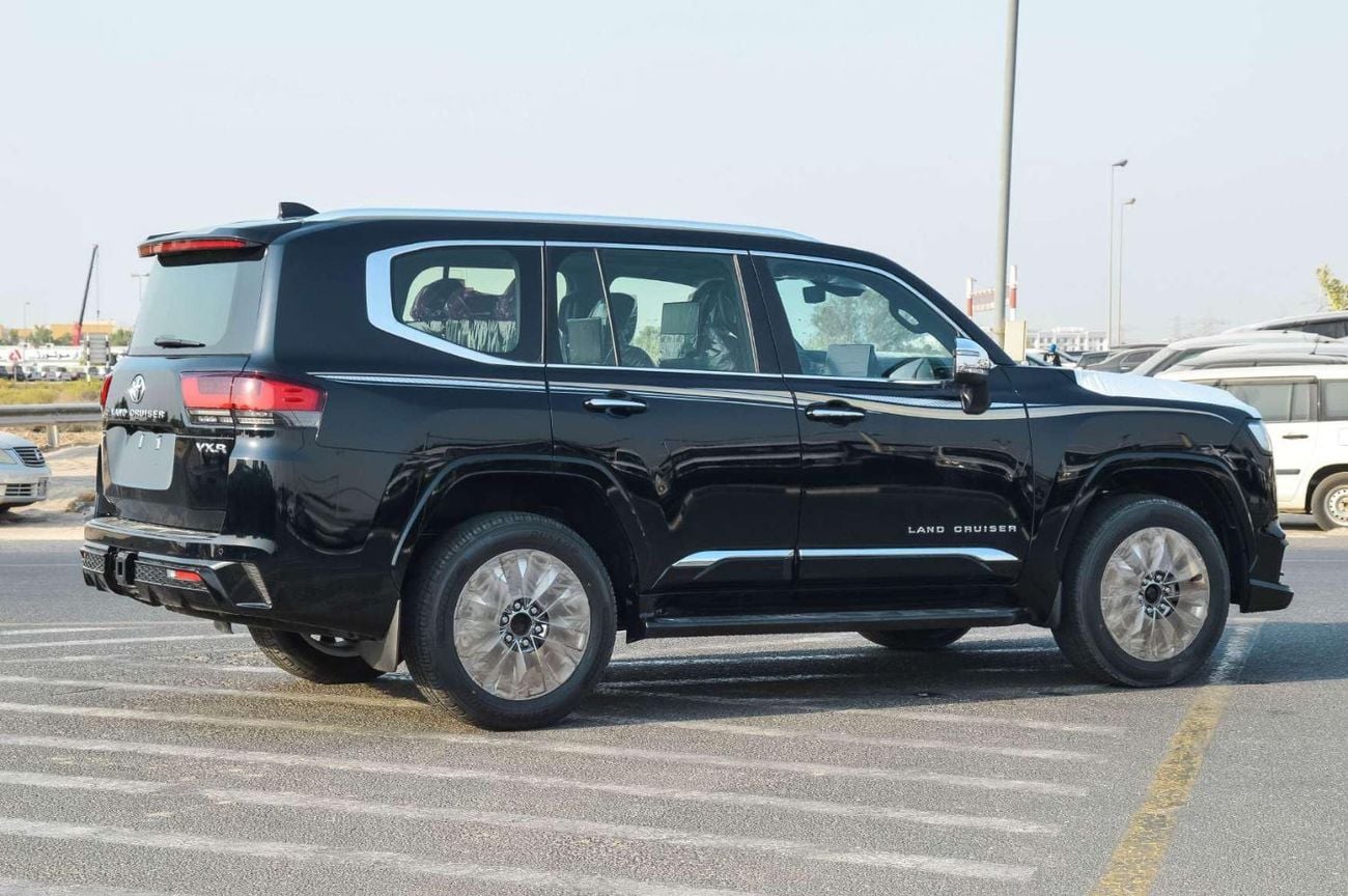 تويوتا لاند كروزر VXR 3.5L 4WD SUV 2026