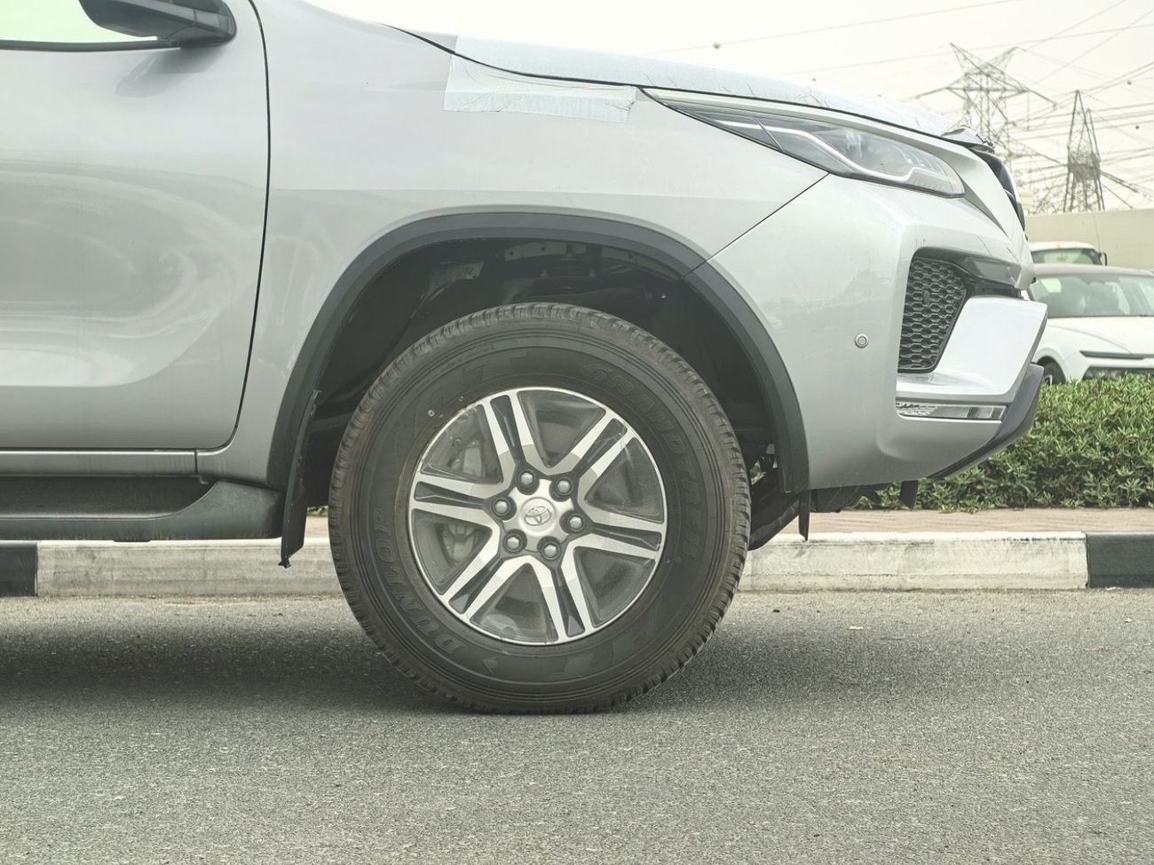 تويوتا فورتونر 2026 TOYOTA FORTUNER 2.7L PETROL V4 AUTOMATIC TRANSMISSION