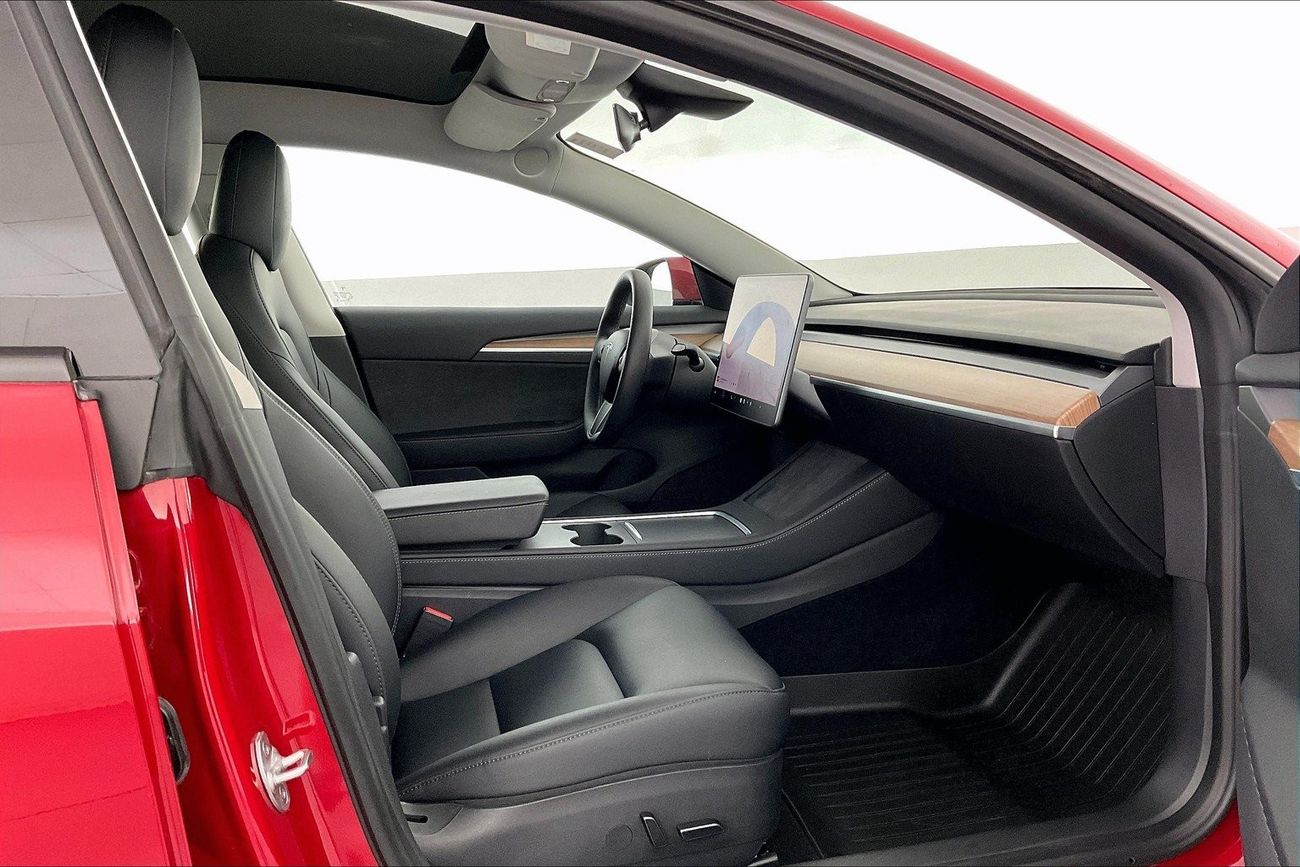 بورش تايكان 4S | عرض العيد الحصري | خالية من أضرار الفيضانات