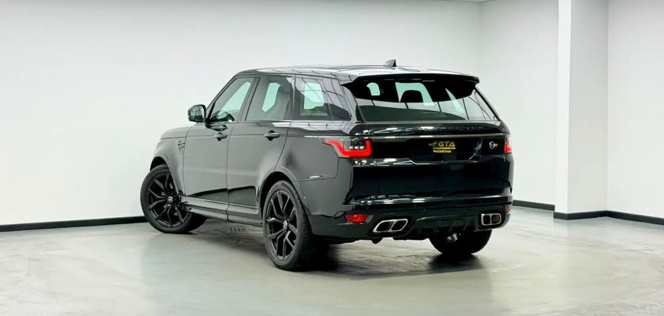 Land Rover Range Rover Sport SVR, Full RR Service History, Carbon Fiber Interior, Fully Loaded, GCC