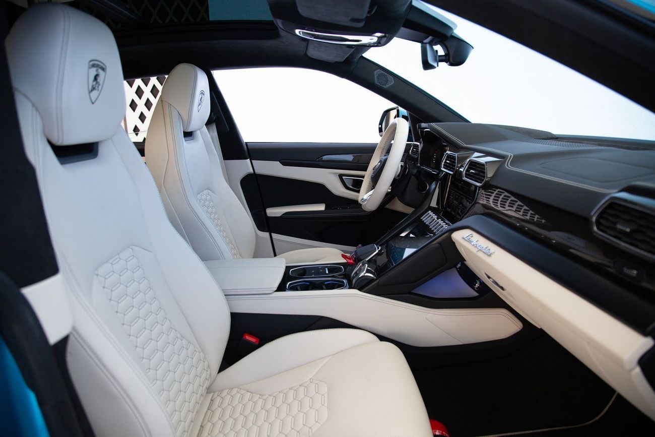 Lamborghini Urus STD 4.0T V8