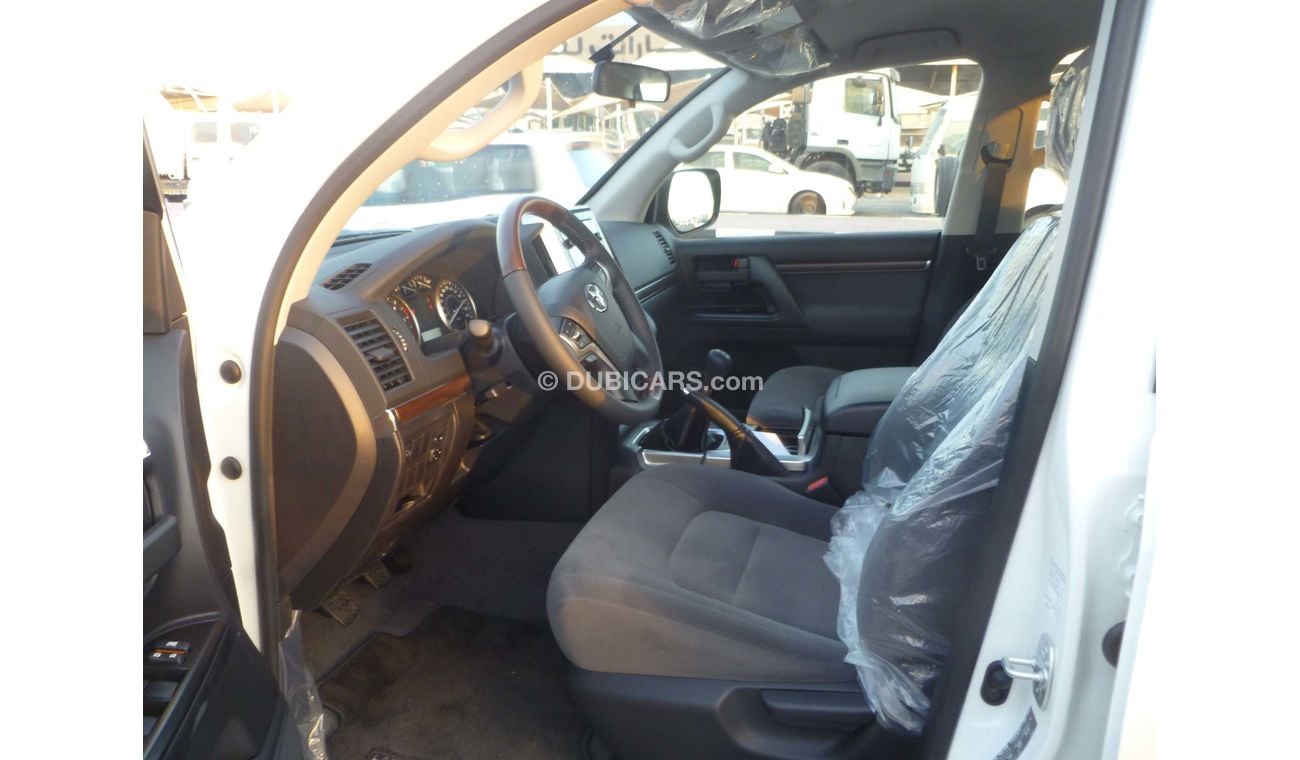 Toyota Land Cruiser - RHD - 200 4.5L V8 DIESEL GXR 8 SPL MANUAL - WINCH + DIFF LOCK
