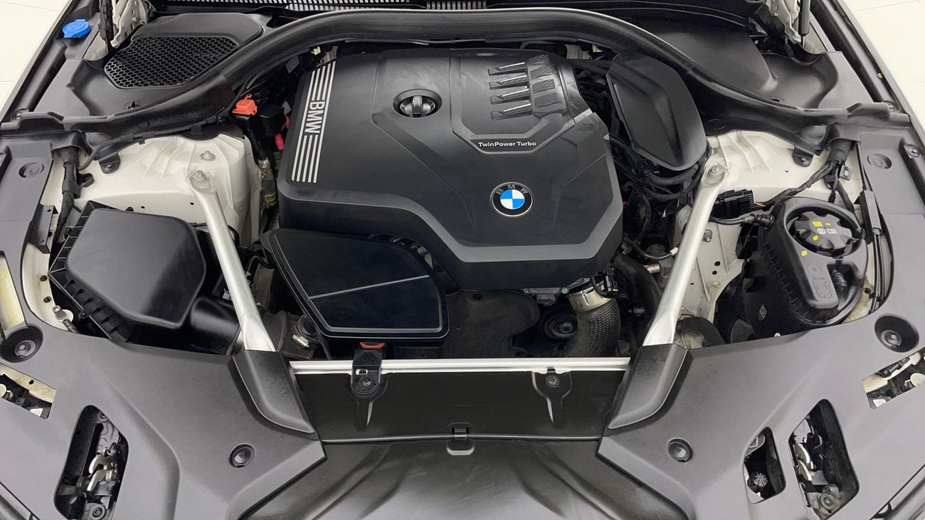 بي أم دبليو 520i 2023 JOY EDITION | AED 1921/Month | 0 DP | 30 Day Return | Warranty | Service History