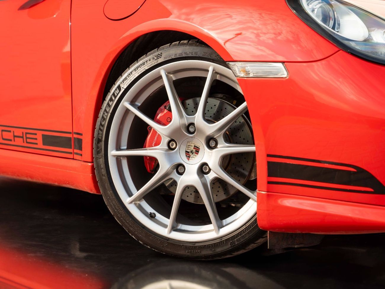 Porsche Cayman R 3.4L