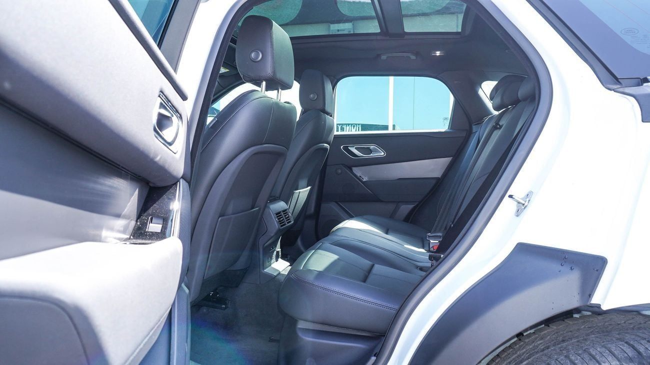 Land Rover Range Rover Velar DYNAMIC SE P250 2.0L (For Local registration plus 10%)