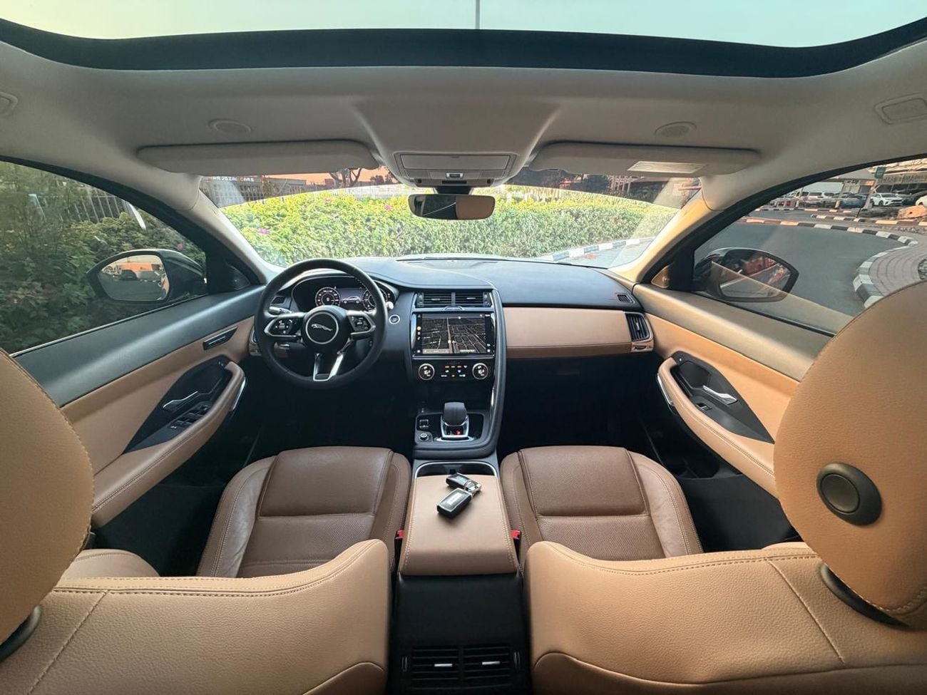 جاكوار E Pace SE