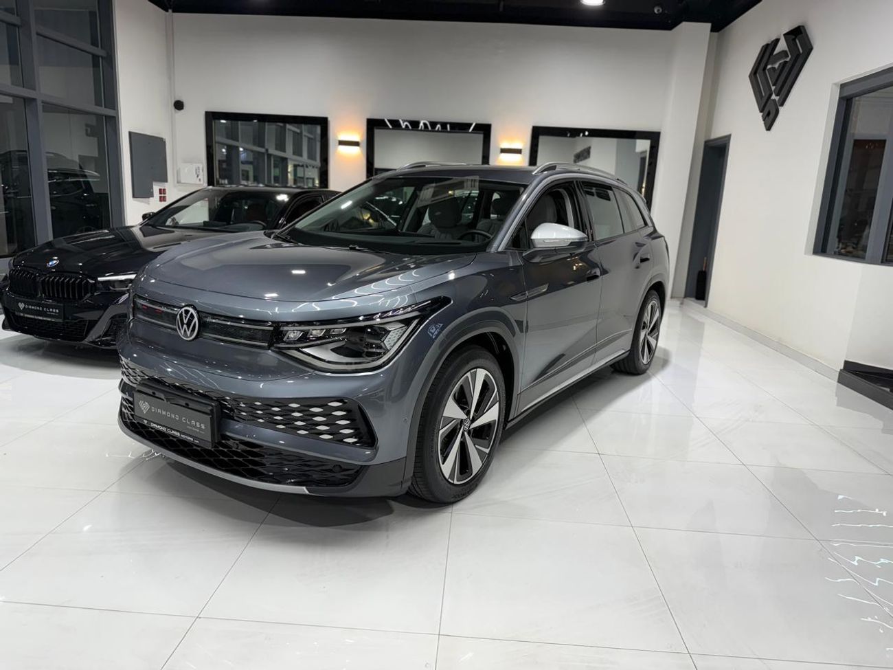 Volkswagen ID.6 Top Option, for UAE Registration