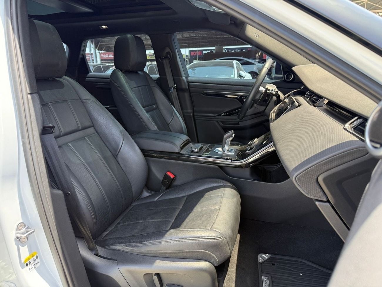 لاند روفر رانج روفر إيفوك P200 R-Dynamic S 2.0L