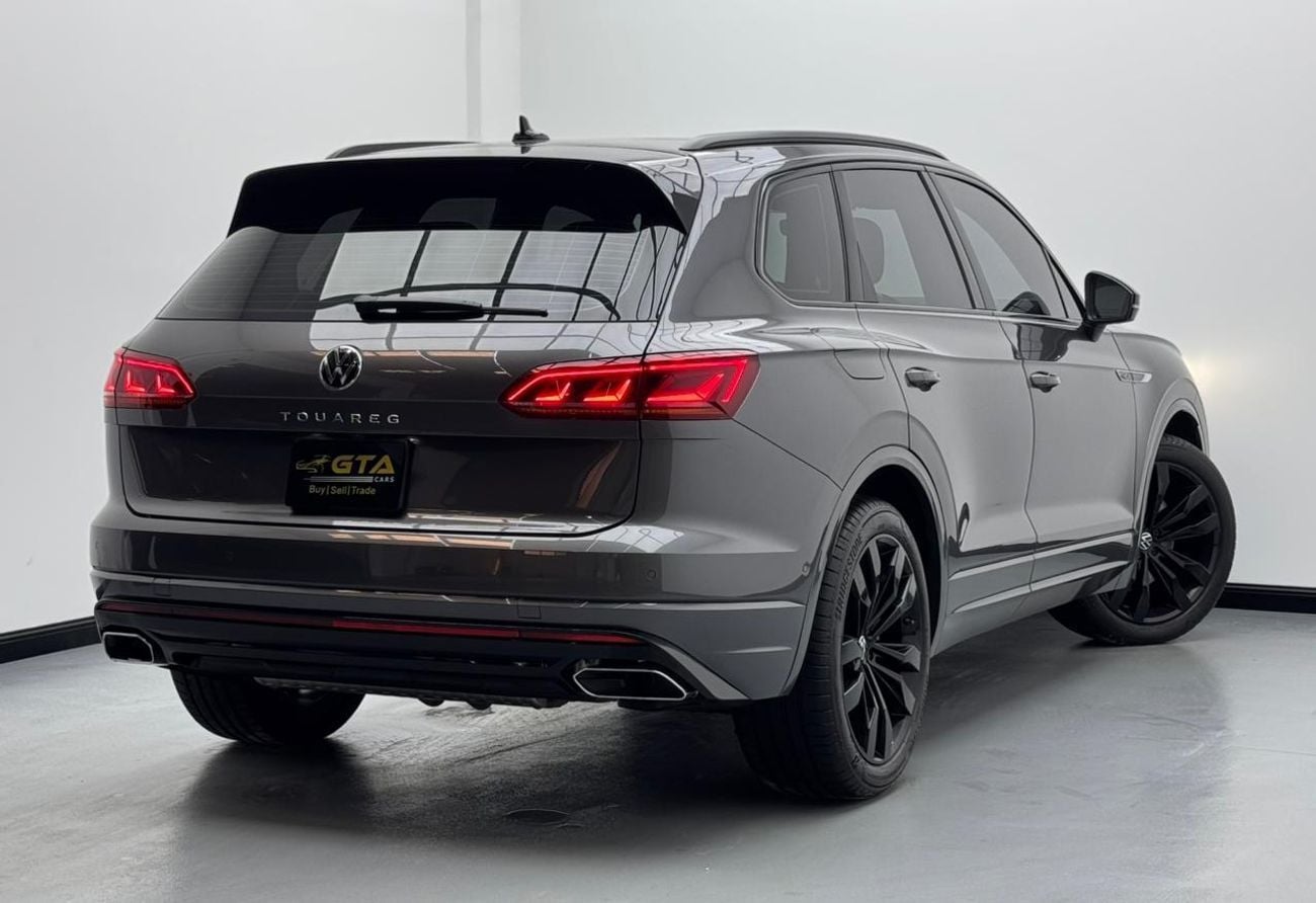 فولكس واجن طوارق R-Line 3.0L 4WD 2023 Volkswagen Touareg R-Line, 2026 Volkswagen Warranty, 2028 VW Service Pack, GCC