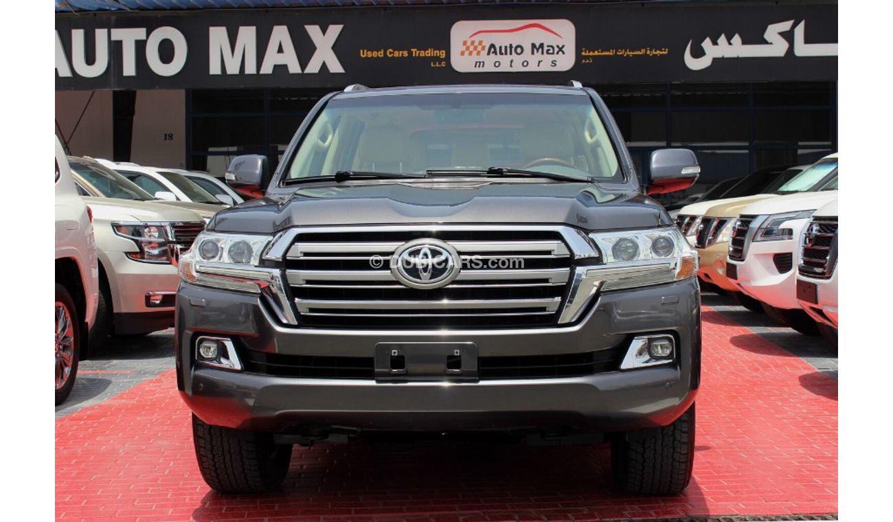 تويوتا لاند كروزر (2017) GXR V8 5.7 GCC, FULL HISTORY SERVICE