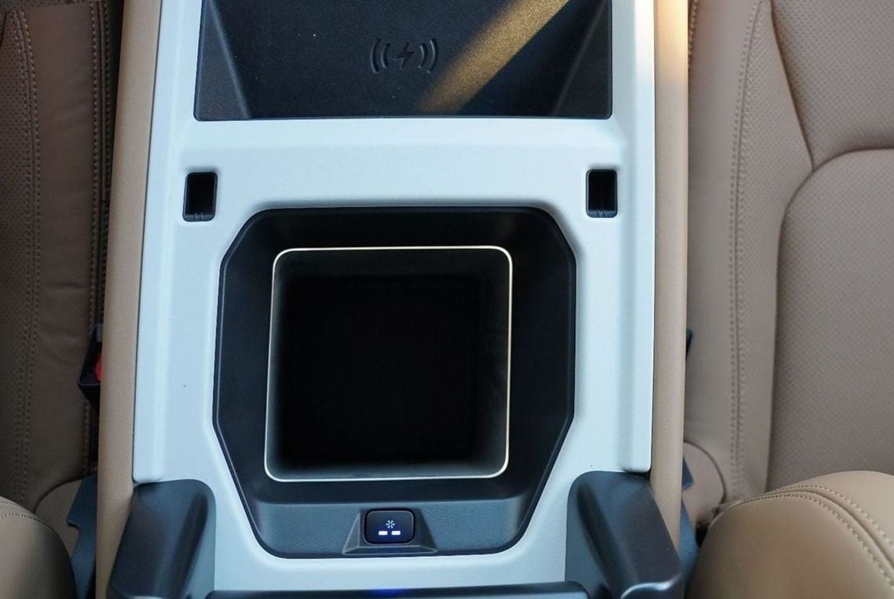 Land Rover Defender 2025 Land Rover DEFENDER HSE P400 X-Dynamic 5-Seaters 0Km