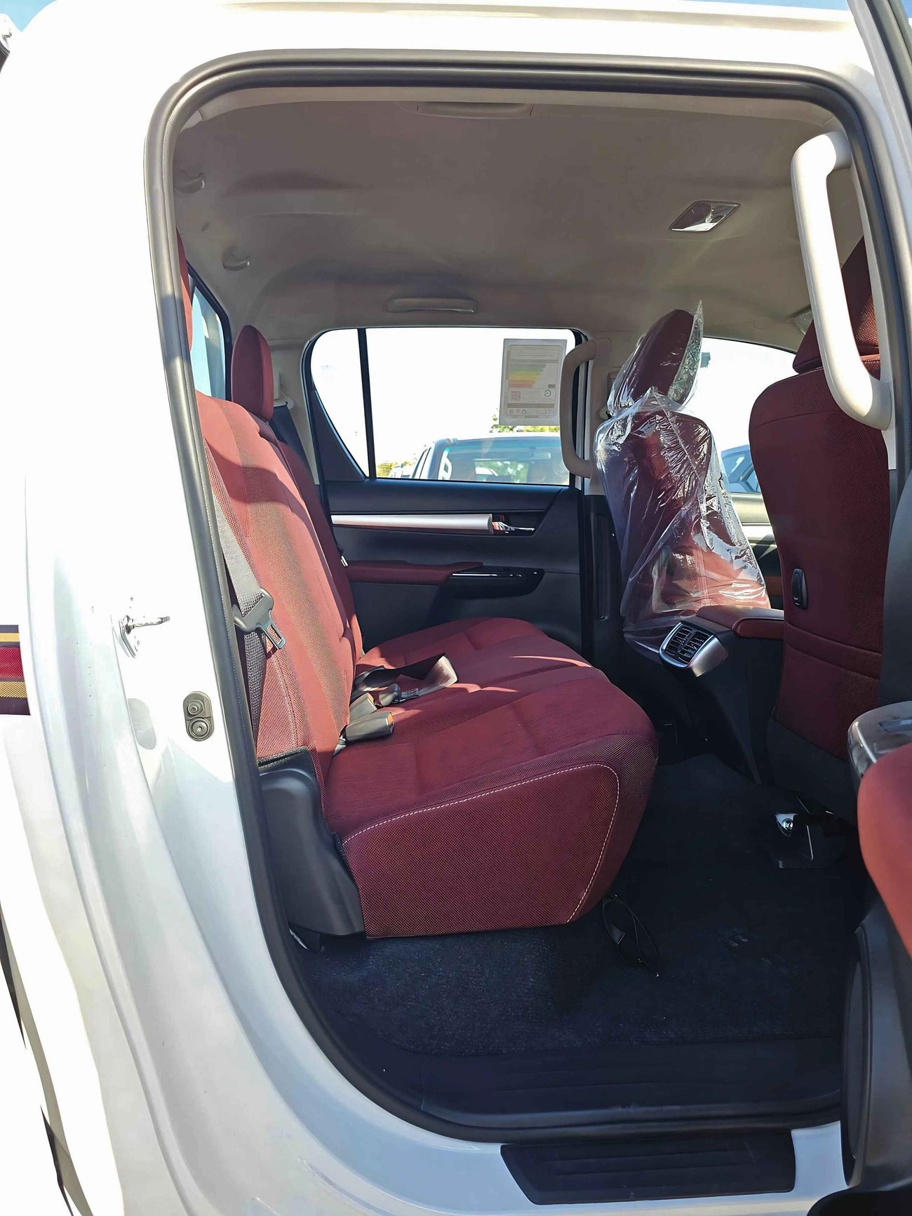 Toyota Hilux GLX SR5 / 2.7L V4 / M/T /  DVD + CAM / 4X4 / FULL OPTION (CODE # GLXS)