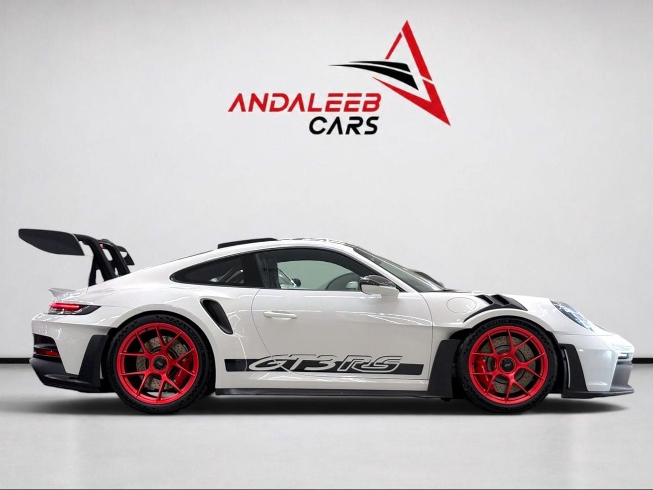 Porsche 911 AED 20,400 P.M | 0% DOWN PAYMENT | PORSCHE 911 GT3 RS WEISSACH PACKAGE | 4.0L F6 | AGENCY WARRANTY |
