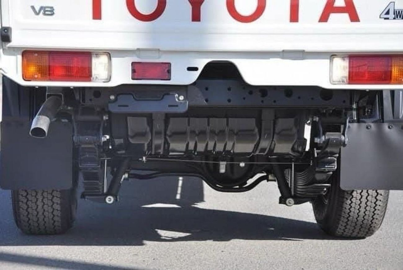 تويوتا لاند كروزر بيك آب LAND CRUISER PICK UP 4.5L DIESEL DC AUTOMATIC ZERO KM