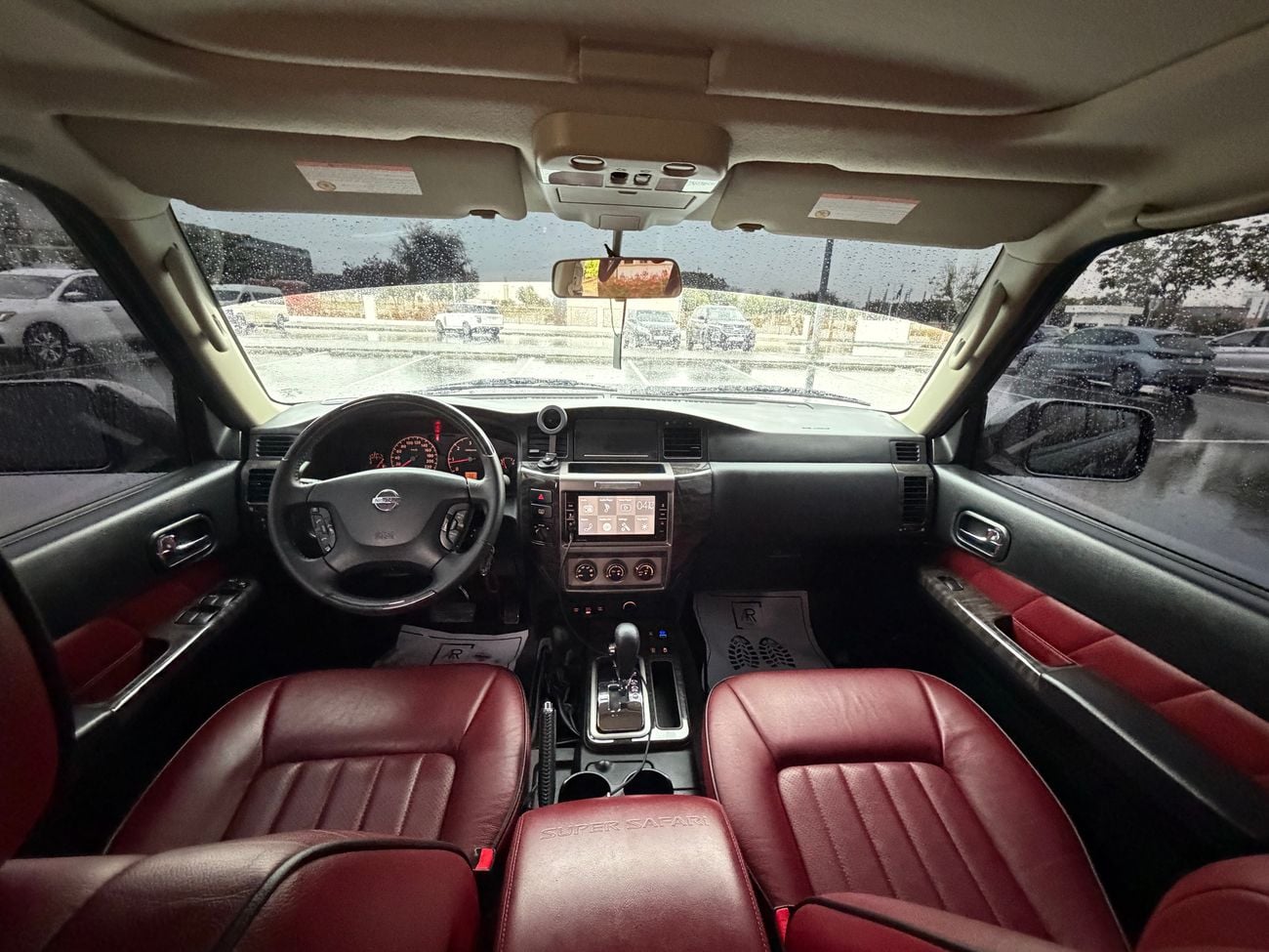 نيسان باترول سوبر سفاري Super Safari