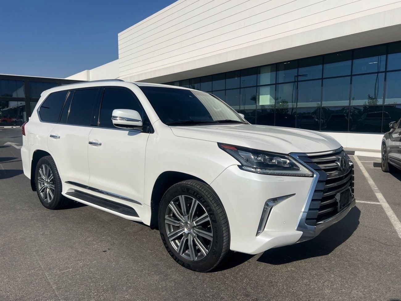 Lexus LX570 PLATINUM