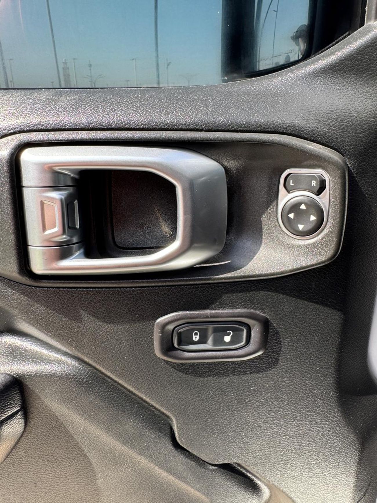 جيب رانجلر Sport S 3.6L M/T